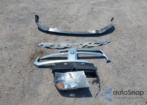 2016 Ram 1500 Tradesman из США, поврежденный, VIN 3C6JR6AT0GG331339